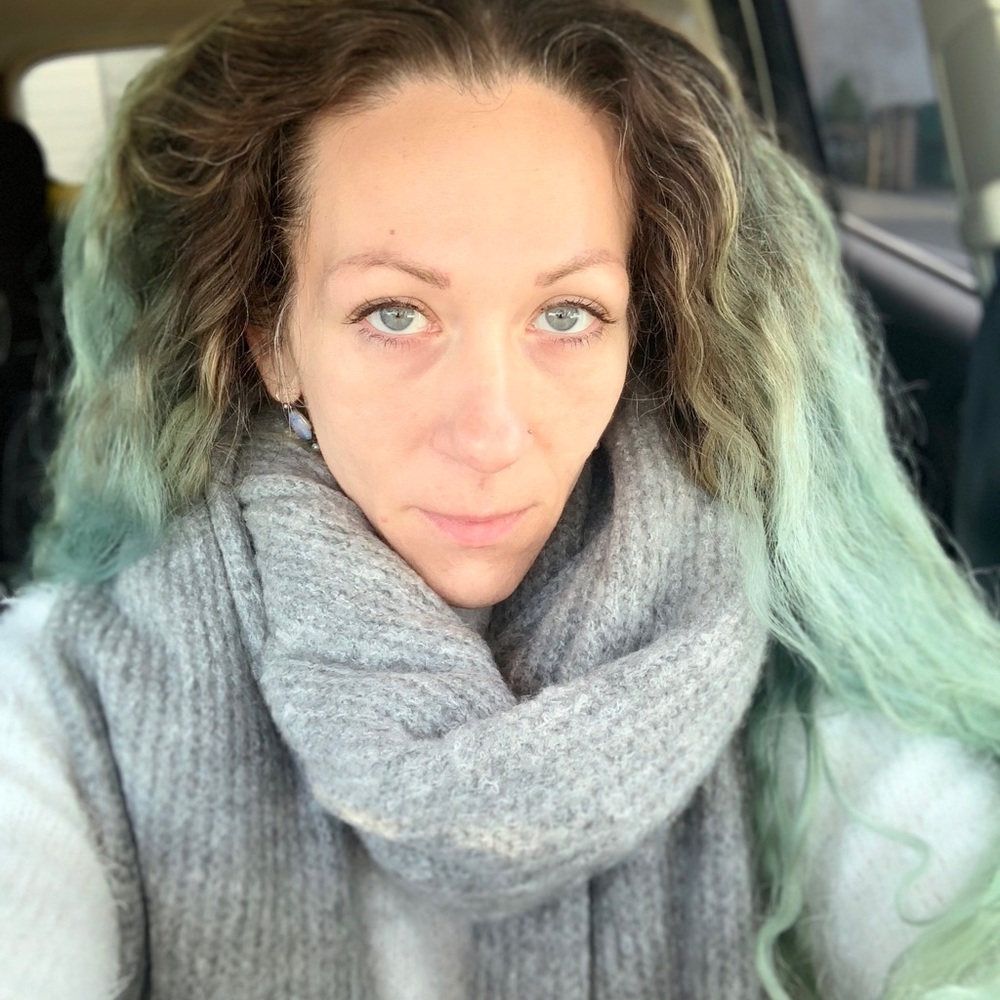 Meet your Posher, Erica